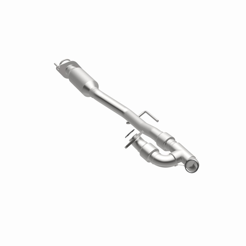 Magnaflow 11-14 Nissan Quest 3.5L Direct Fit Converter - 5592702