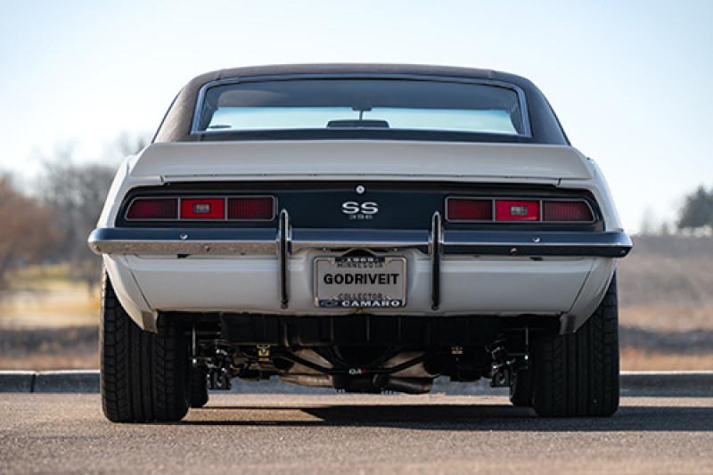 QA1 67-69 GM F-Body Level 3 Full Vehicle Drag Kit w/ Shocks - DK43-GMF1 Photo - lifestyle view