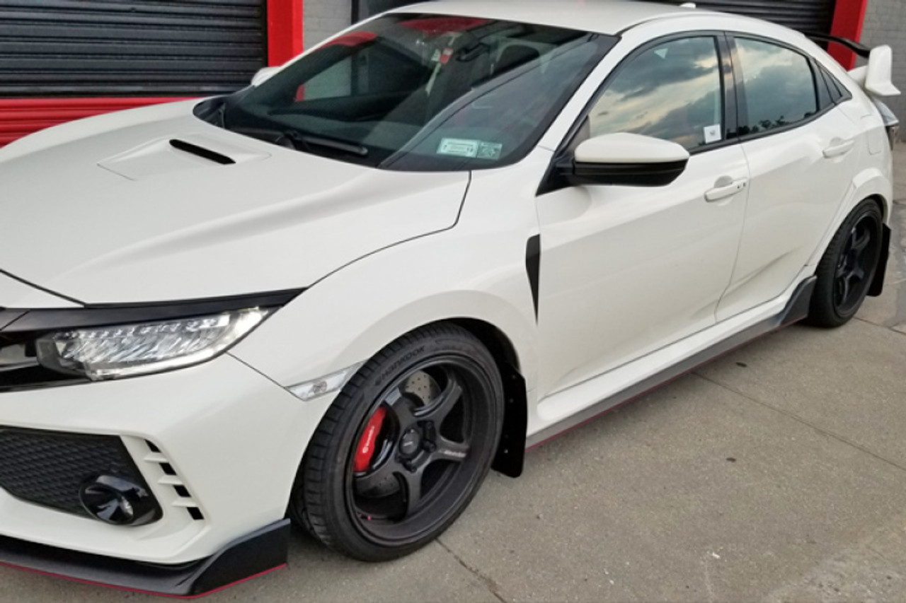 Rally Armor 17-22 Honda Civic Type R Black UR Mud Flap w/Dark Grey Logo - MF47-UR-BLK/DGRY