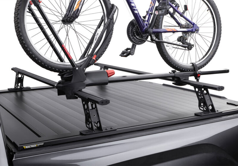 Retrax 2022 Toyota Tundra Regular & Double Cab 6.5ft Bed w/ Deck Rail System RetraxPRO XR - T-80863