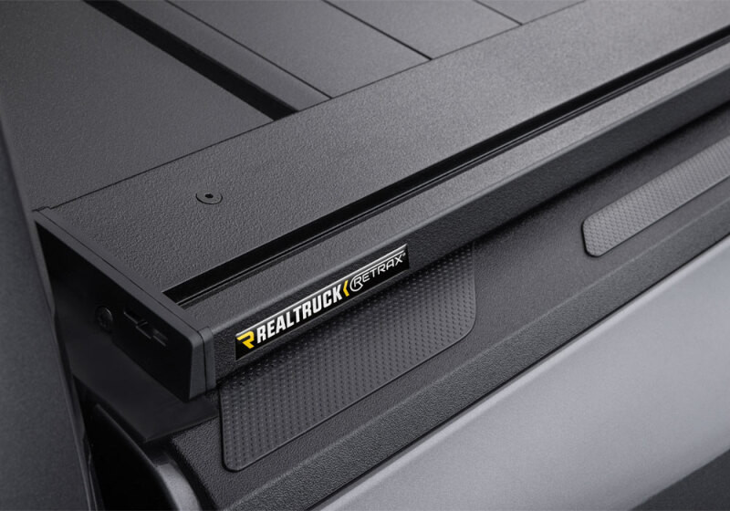 Retrax 2022 Toyota Tundra Regular & Double Cab 6.5ft Bed w/ Deck Rail System RetraxPRO XR - T-80863
