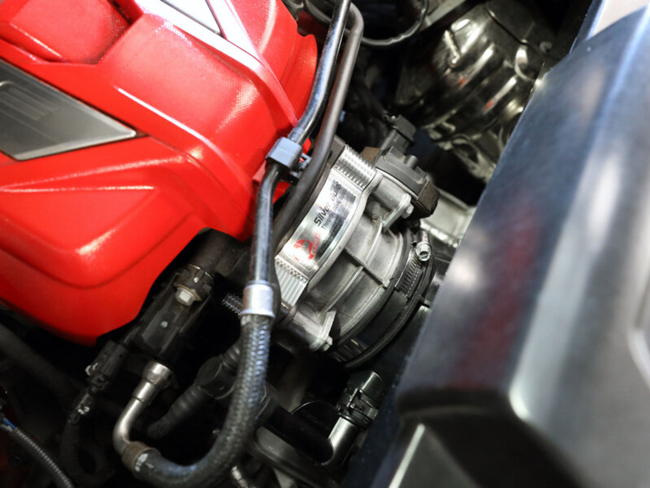 aFe 2020 Vette C8 Silver Bullet Aluminum Throttle Body Spacer Works w/ Factory Intake Only - Silver - 46-34017