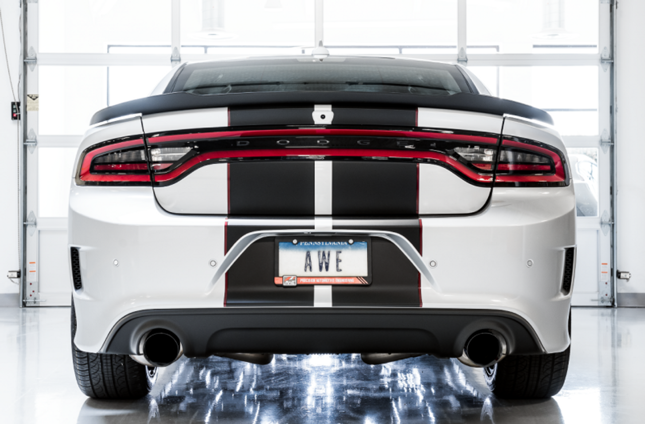 AWE Track Edition Exhaust w. Diamond Black Tips - 15+ Charger 6.2L / 6.4L
