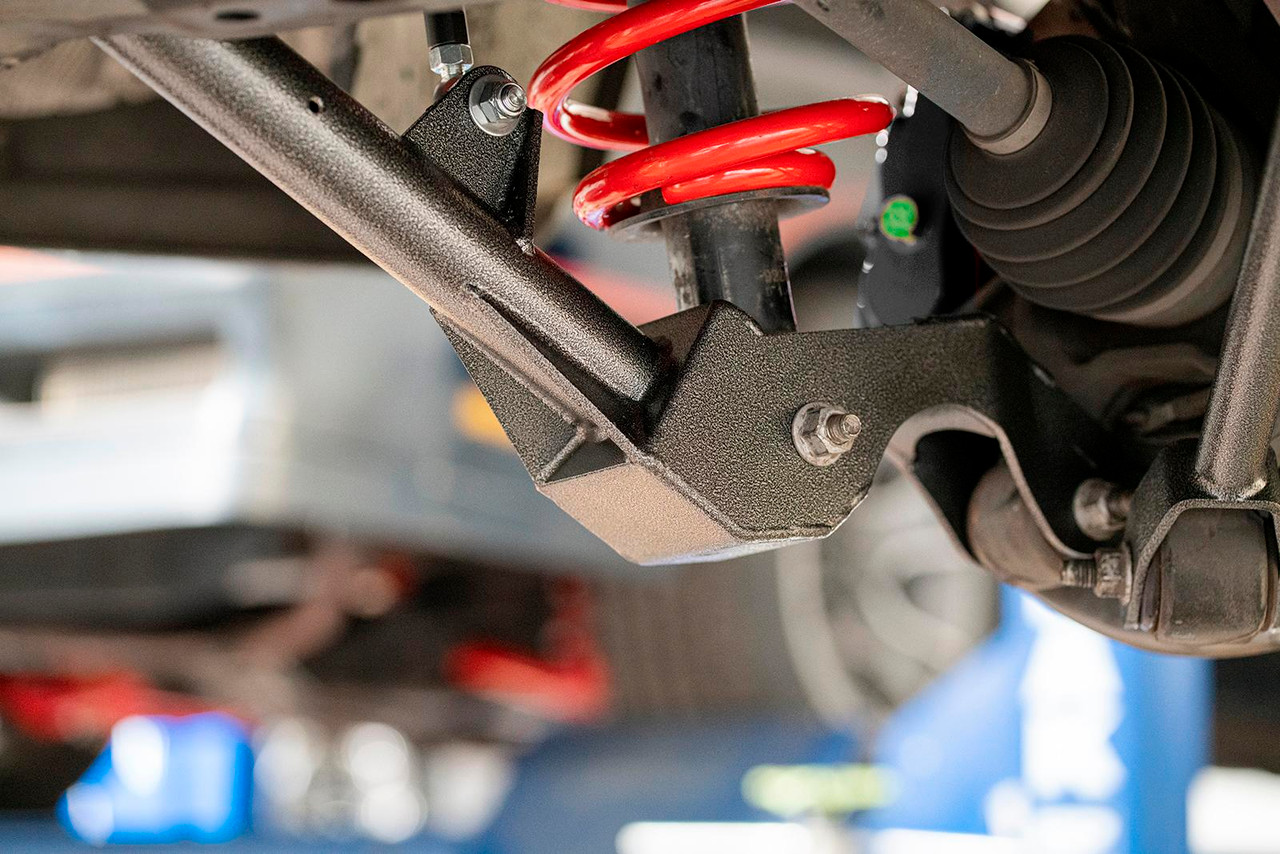 BMR 14-17 Chevrolet SS 15in Conversion Kit w/ Drilled & Slotted Rotors & Red Calipers - DRP303H