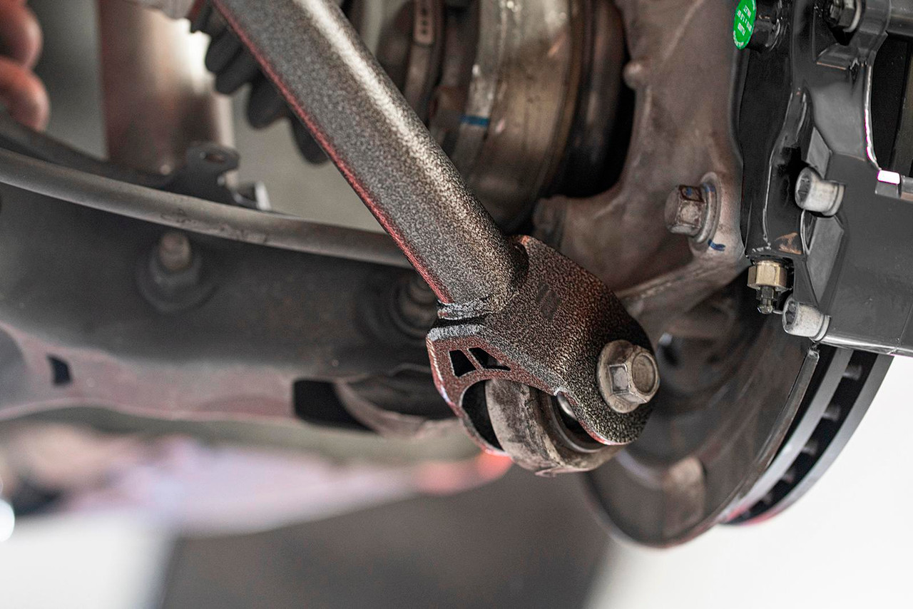 BMR Carlyle Racing 15" Conversion Kit - Drilled & Slotted Rotors / Black Calipers - 16-24 Chevrolet Camaro SS / ZL1