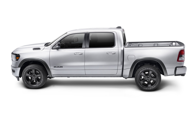 Bushwacker 19-22 Ram 1500 (Excl. Rebel/TRX) 76.3 & 67.4in Bed OE Style Flares 4pc Set - Blk / Smooth - 50928-02