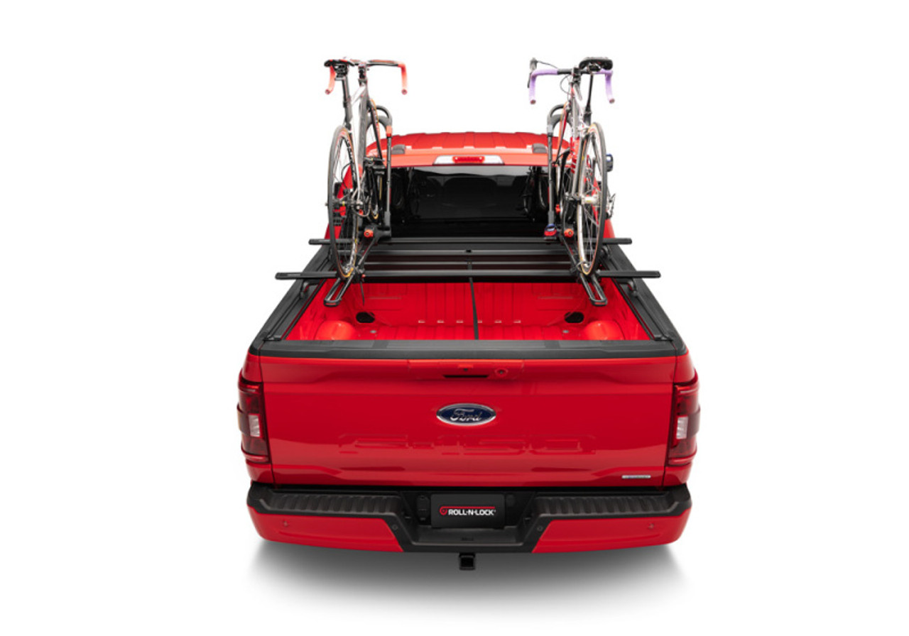 Roll-N-Lock 14-18 Chevrolet Silverado 1500 (69.3in. Bed) A-Series XT Retractable Tonneau Cover - 220A-XT