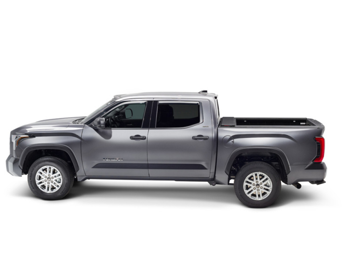 Roll-N-Lock 2022 Toyota Tundra (66.7in. Bed Length) A-Series XT Retractable Tonneau Cover - 575A-XT