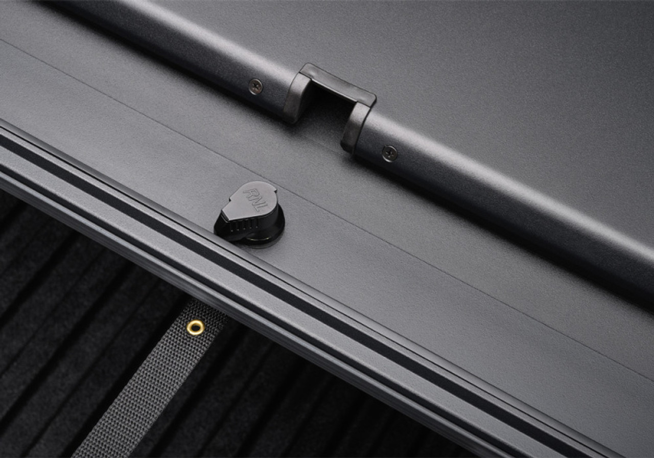 Roll-N-Lock 2022 Toyota Tundra (66.7in. Bed Length) A-Series XT Retractable Tonneau Cover - 575A-XT