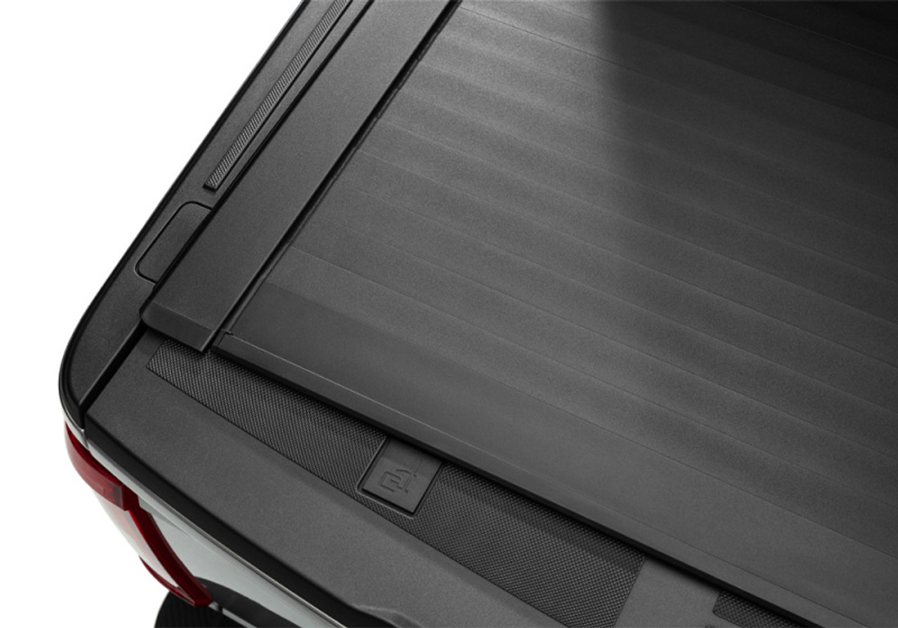 Roll-N-Lock 15-17 Ford F-150 65-5/8in E-Series Retractable Tonneau Cover - RC101E