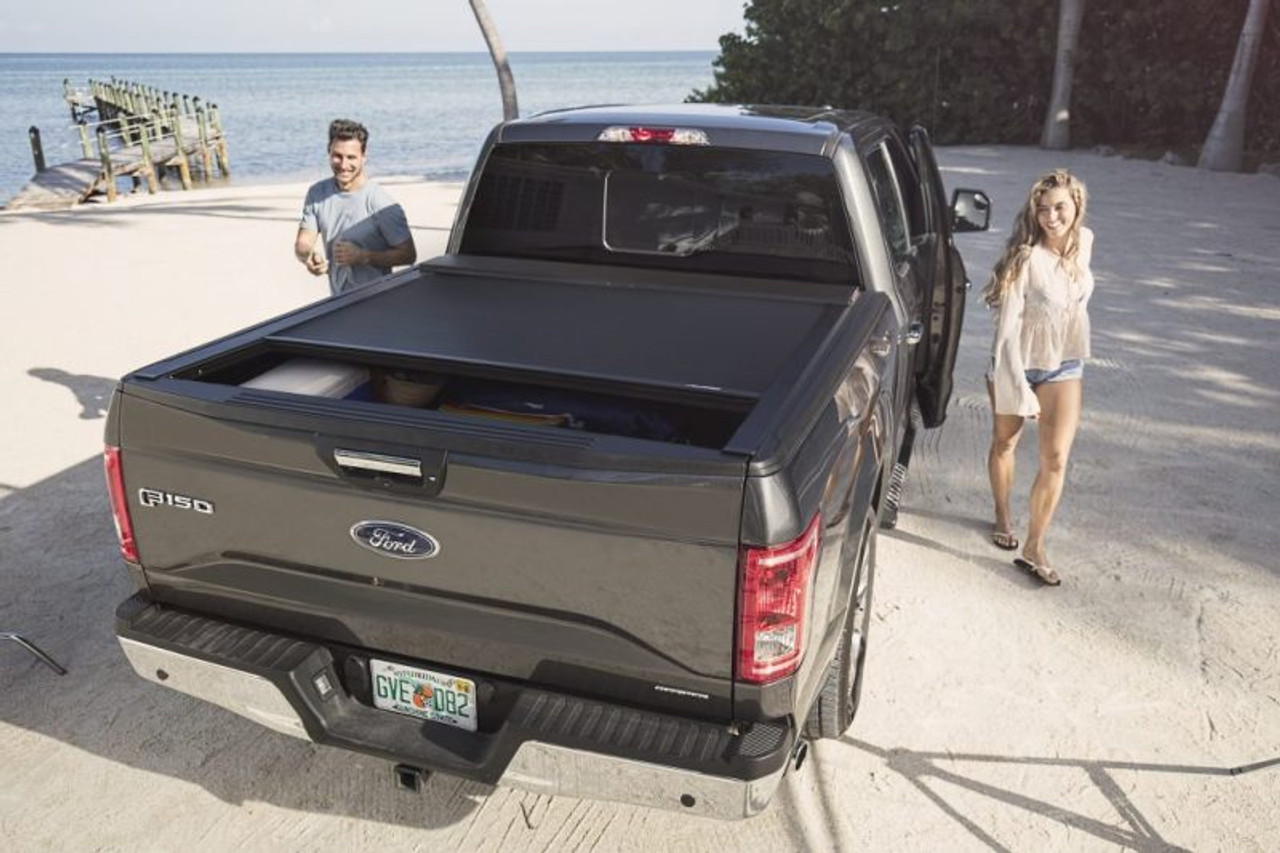 Roll-N-Lock 08-16 Ford F-250/F-350 Super Duty 80-1/4in E-Series Retractable Tonneau Cover - RC109E