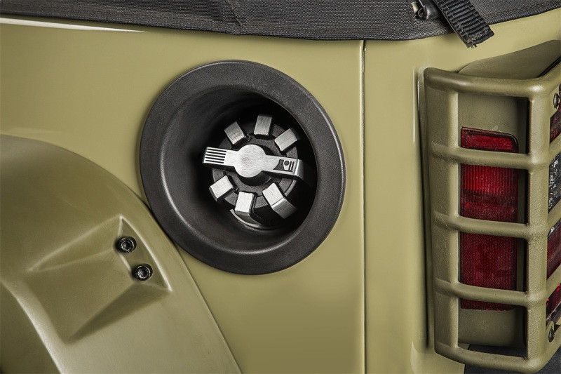 Rugged Ridge 01-20 Jeep Wrangler JK/JL / 2020 Gladiator JT Brushed Aluminum Elite Fuel Cap - 11229.11