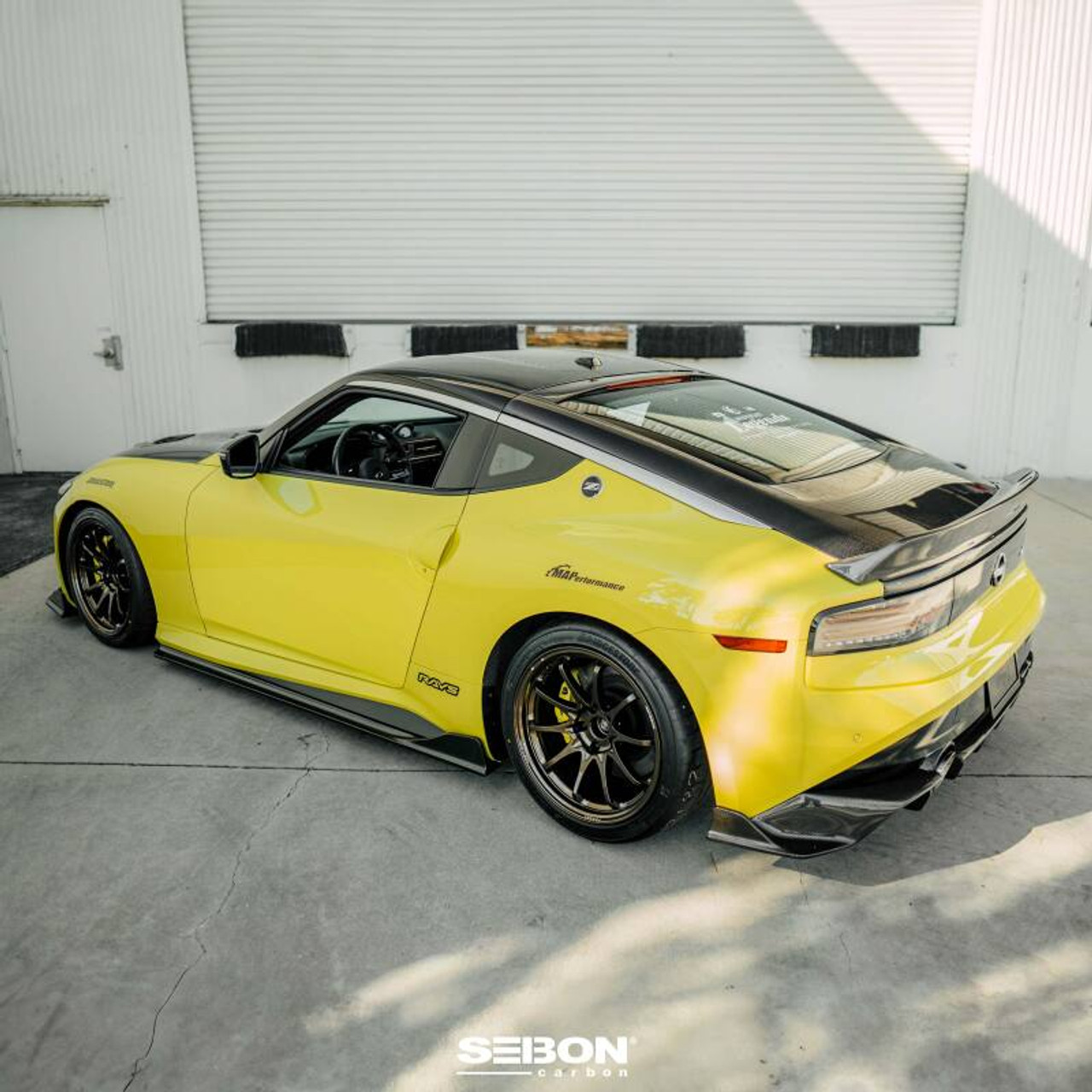 Seibon 2023 Nissan Z Dry Carbon Fiber Roof - CR22NSZ-DRY