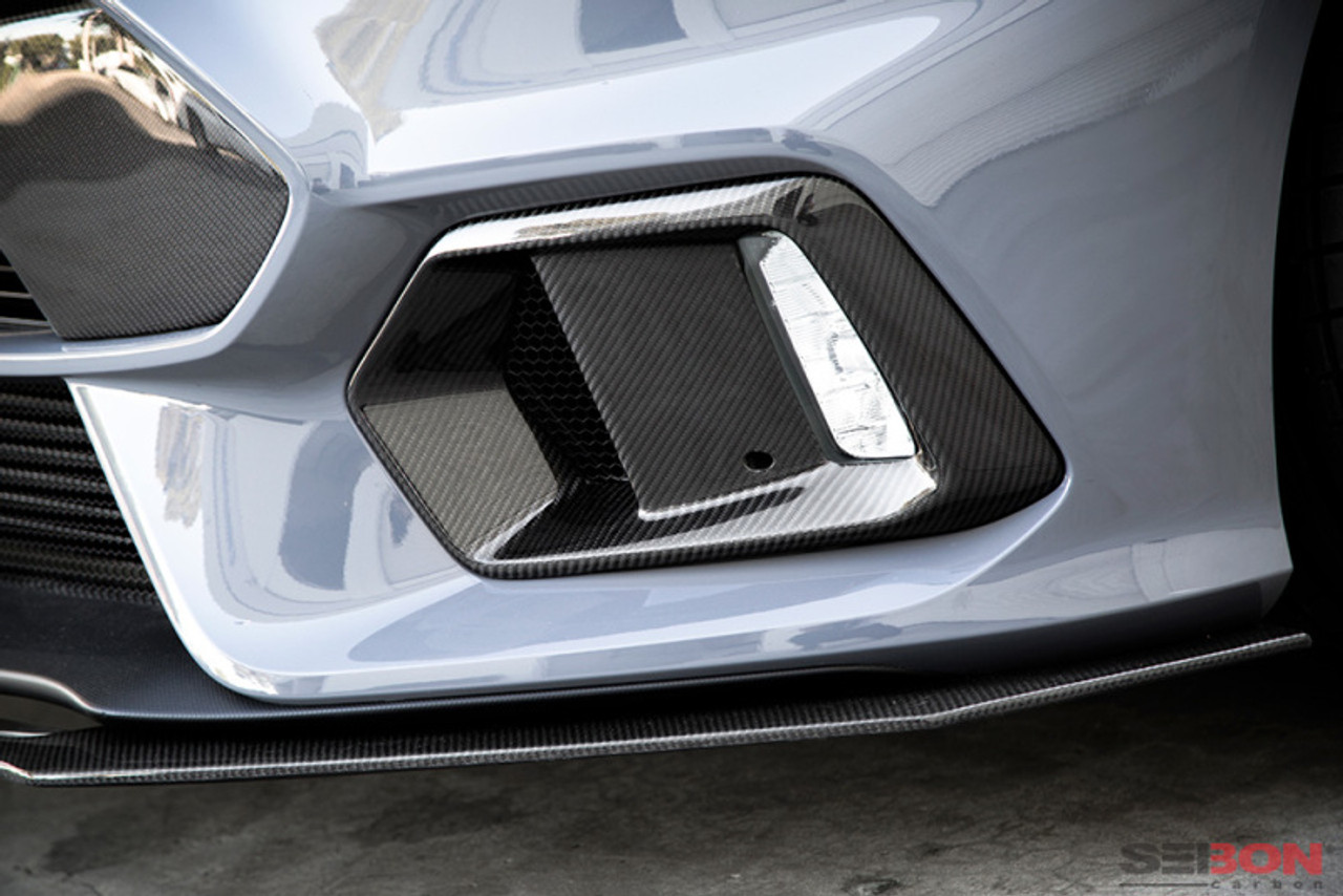 Seibon 16-18 Ford Focus RS Carbon Fiber Fog Light Surrounds - FLS16FDFO