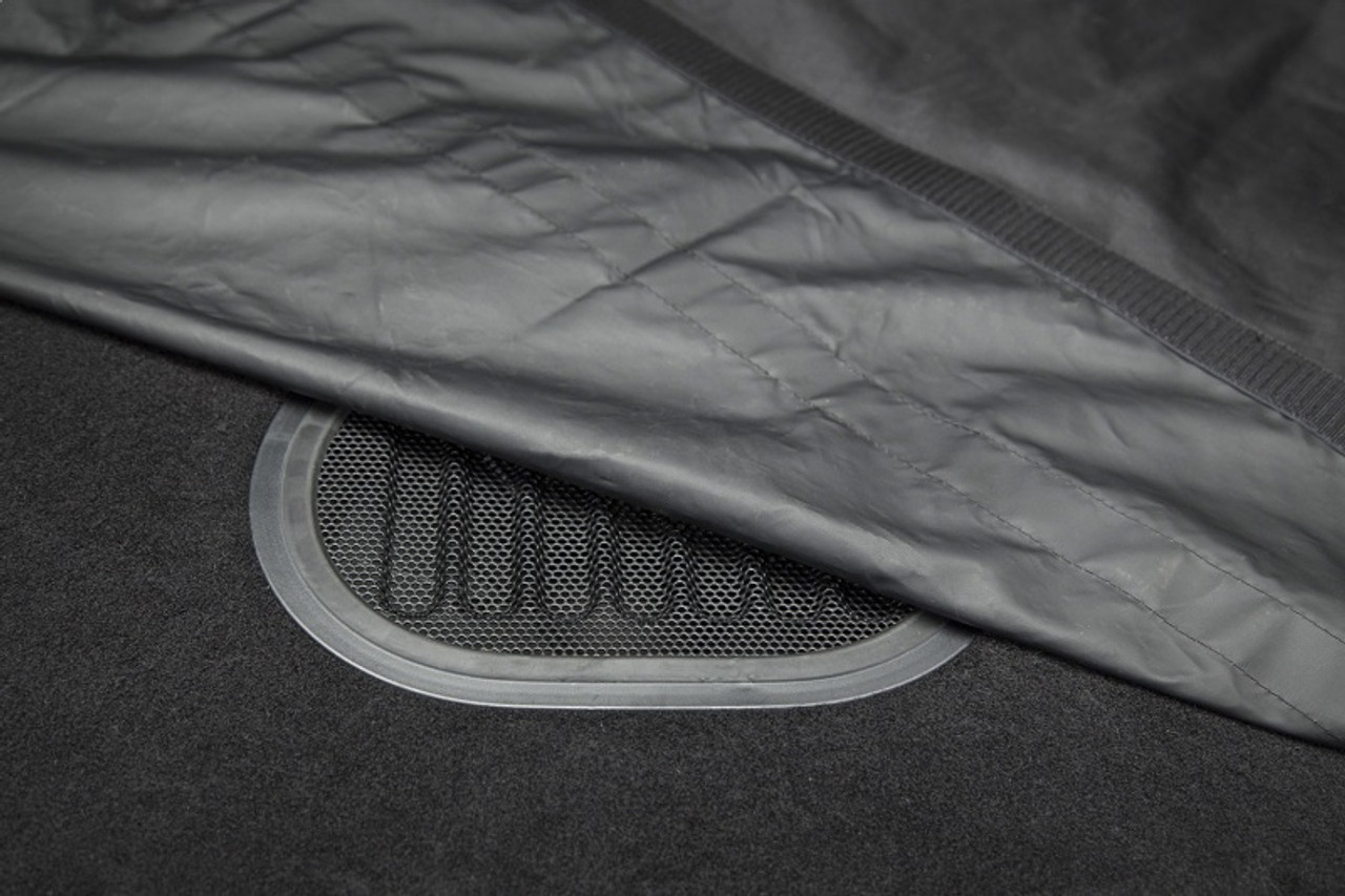 Rugged Ridge C3 Cargo Cover W/O Subwoofer 07-18 Jeep Wrangler JKU 4 Door - 13260.01