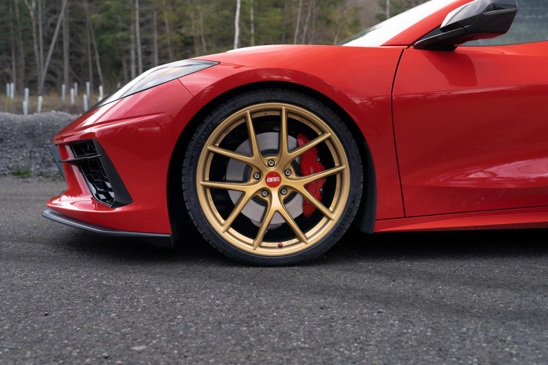 KW 2020+ Chevrolet Corvette C8 (w/ Electronic Dampers & OE Noselift) Height Adjustable Spring Kit - 25361034