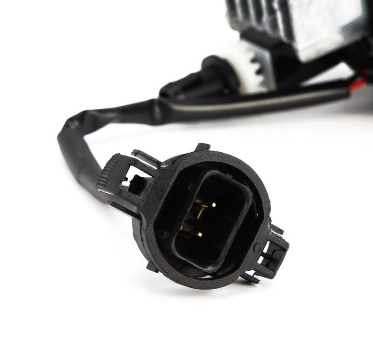 AlphaRex Universal Chevrolet/GMC/Pontiac DoubleTap Dual Color LED Projector Fog Lights - White/Amber - 210007 User 3