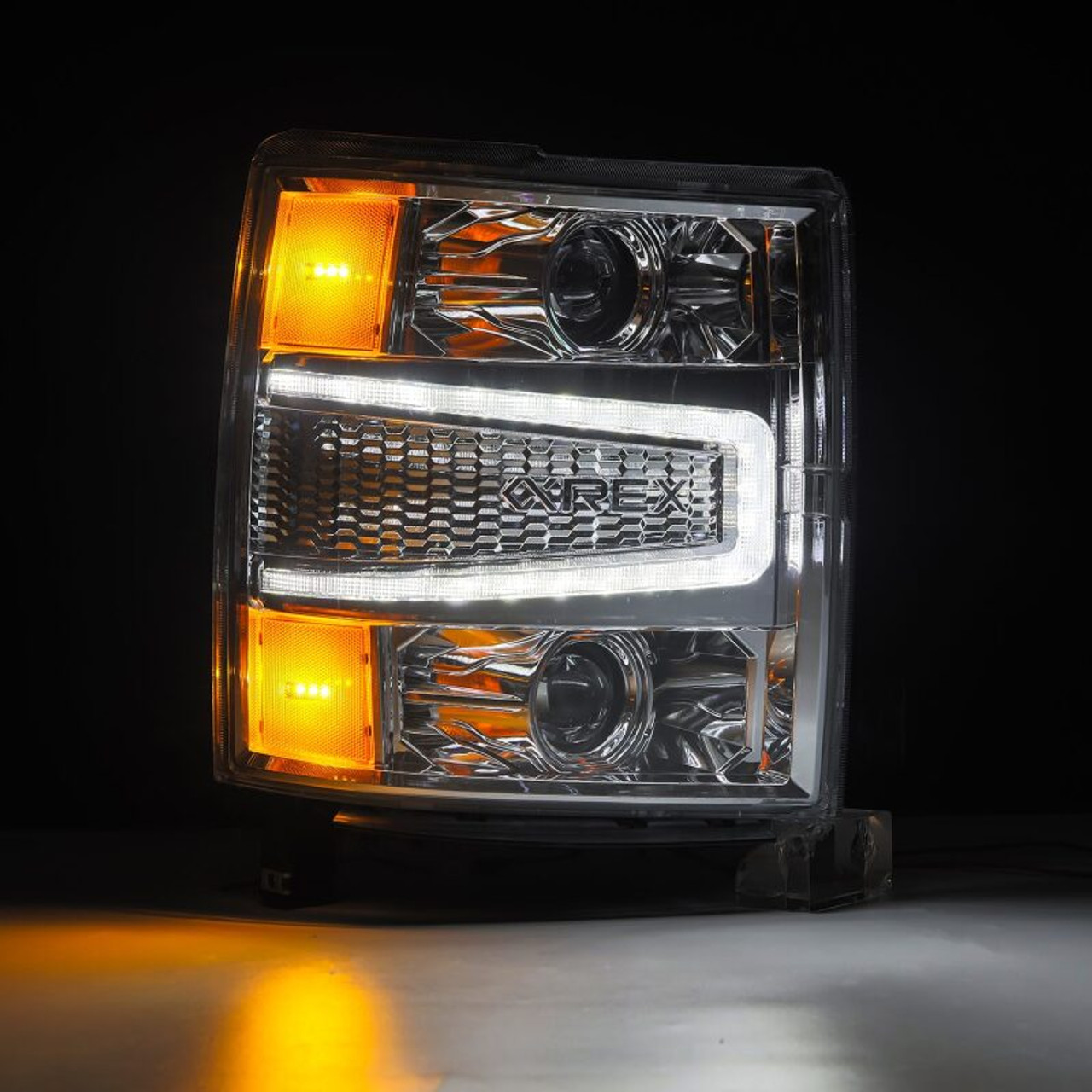 AlphaRex 04-15 Chevy 1500HD LUXX LED Proj Headlights Chrome w/Seq Activation Light / Seq Signal - 880243 User 3