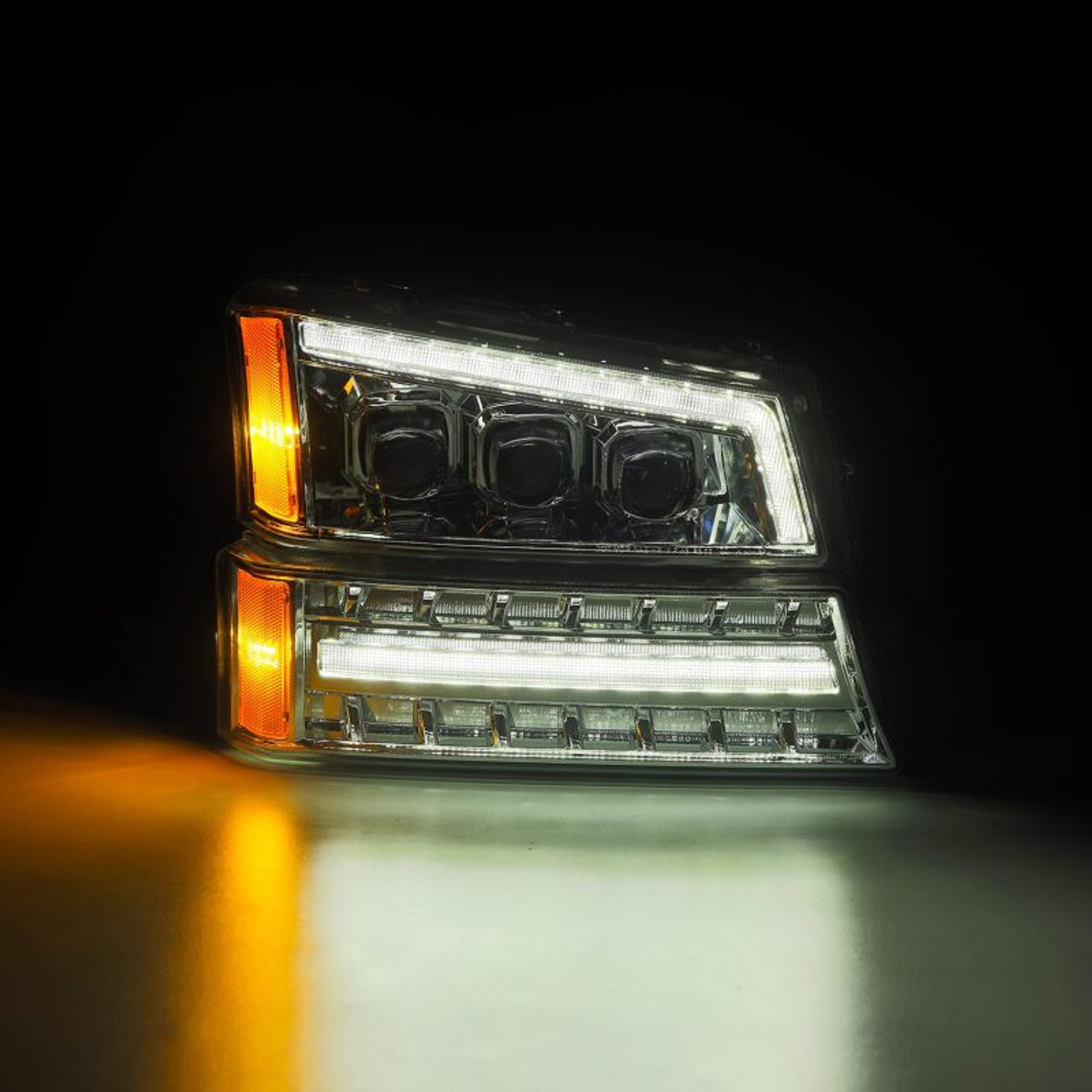 AlphaRex 03-06 Chevy Silverado 1500/2500HD/3500HD/Avalanche Chrome NOVA LED Proj Headlights - 880255 User 4