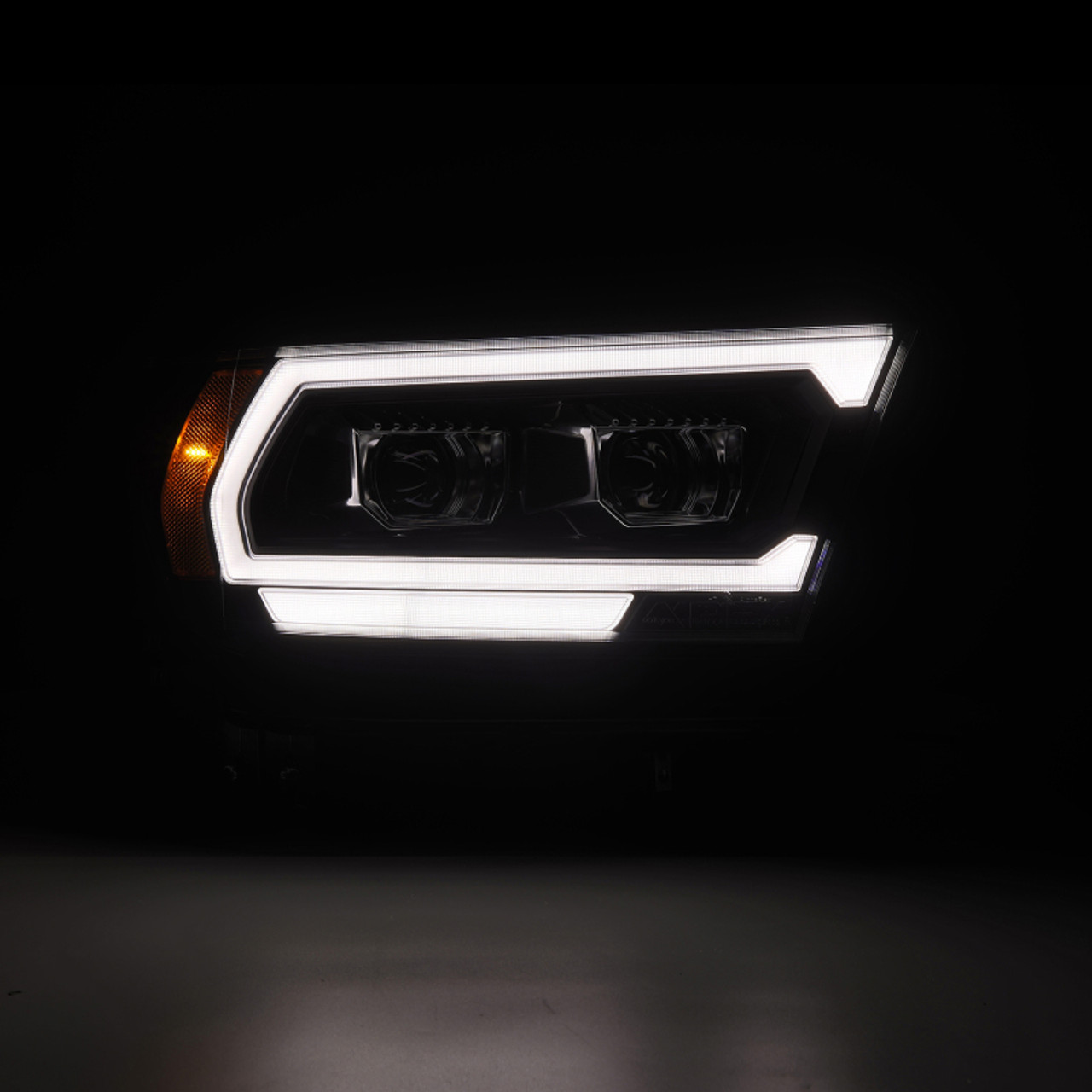 AlphaRex 19-22 Dodge Ram 1500 LUXX LED Proj Headlights Black w/Seq Activation Light/Seq Signal/DRL - 880576 User 3