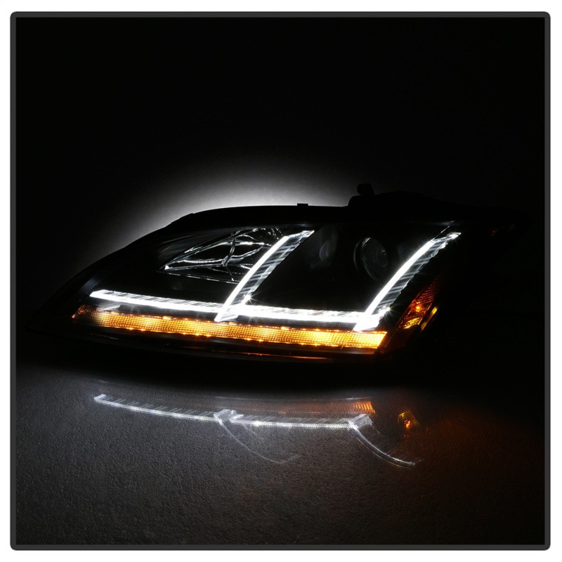 Spyder 08-15 Audi TT HID Xenon Projector Headlights w/Seq Turn Signal - Blk (PRO-YD-ATT08-HID-BK) - 5085542