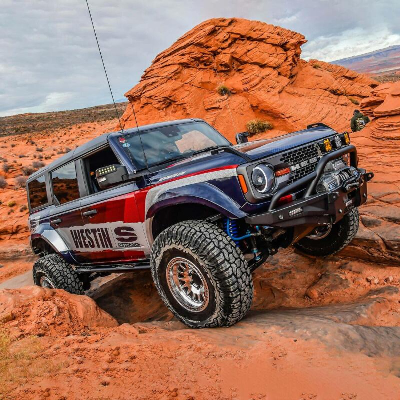 Superwinch 12000 LBS 12V DC 3/8in x 80ft Synthetic Rope SX 12000SR Winch - Graphite - 1712201