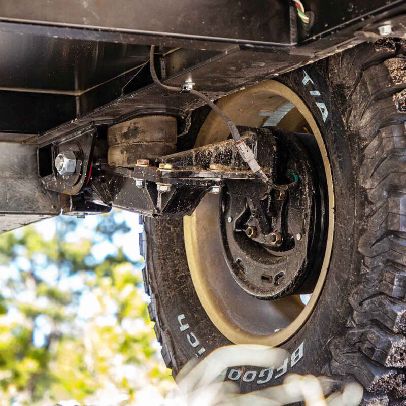 Timbren 2000lb HD Axle-Less Trailer Suspension w/ 4in Lift Spindle & Brake Flange - ASR2KHDS04 User 1