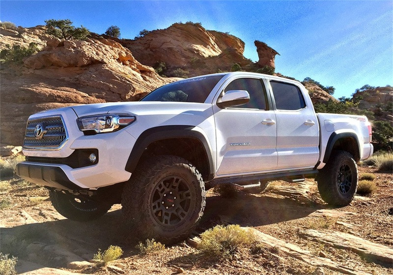 Tuff Country 05-23 Toyota Tacoma 4x4 & PreRunner 3in Lift Kit (Excludes TRD Pro No Shocks) - 52907