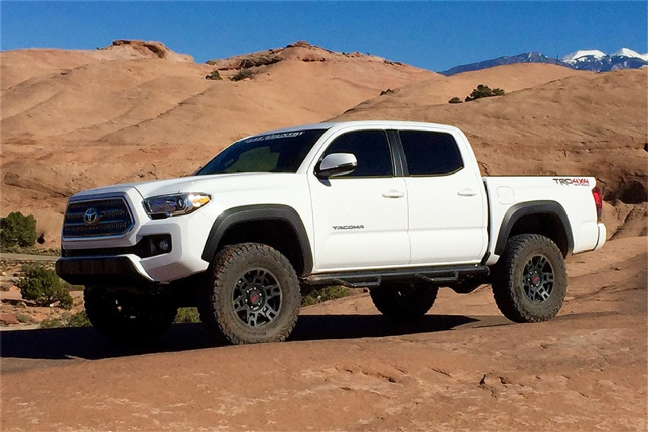 Tuff Country 05-23 Tacoma 4X4 & Prerunner 3in Lift Kt w/Uni-Ball Control Arms (Excl TRD Pro SX6000) - 53910KH