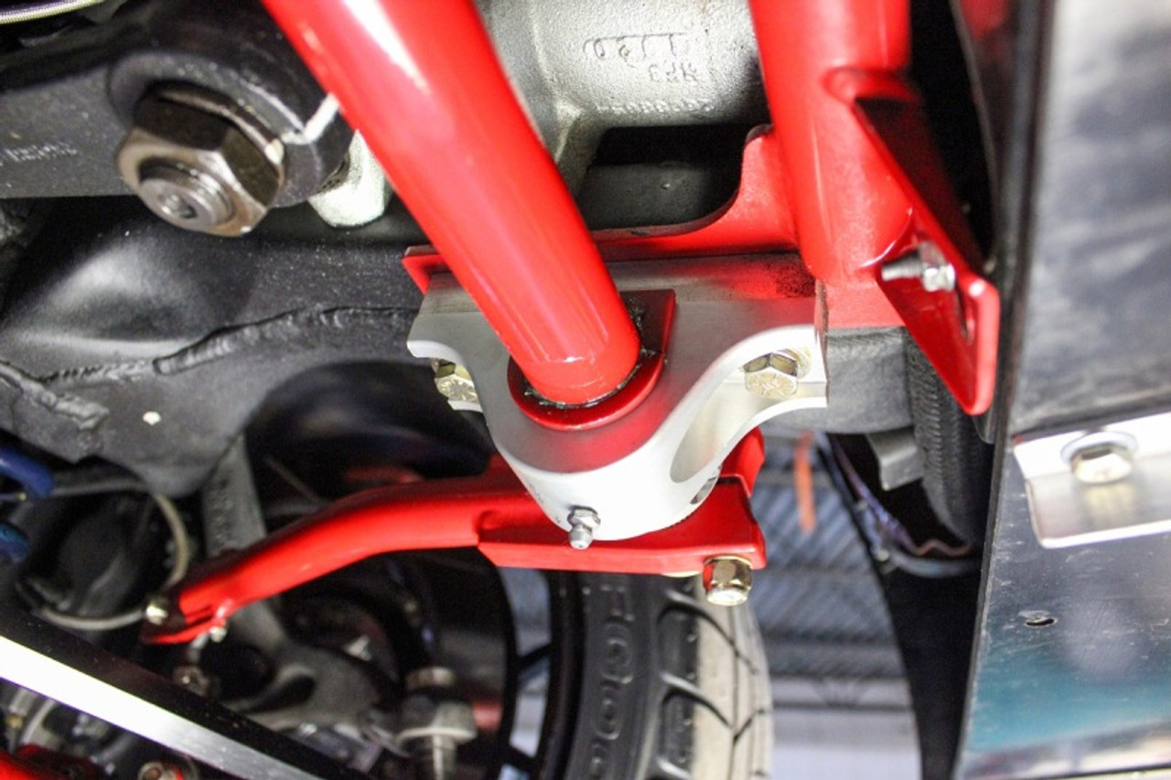 UMI Performance 1-1/4in Splined Front Sway Bar (Double Shear End Links) - 2680-R