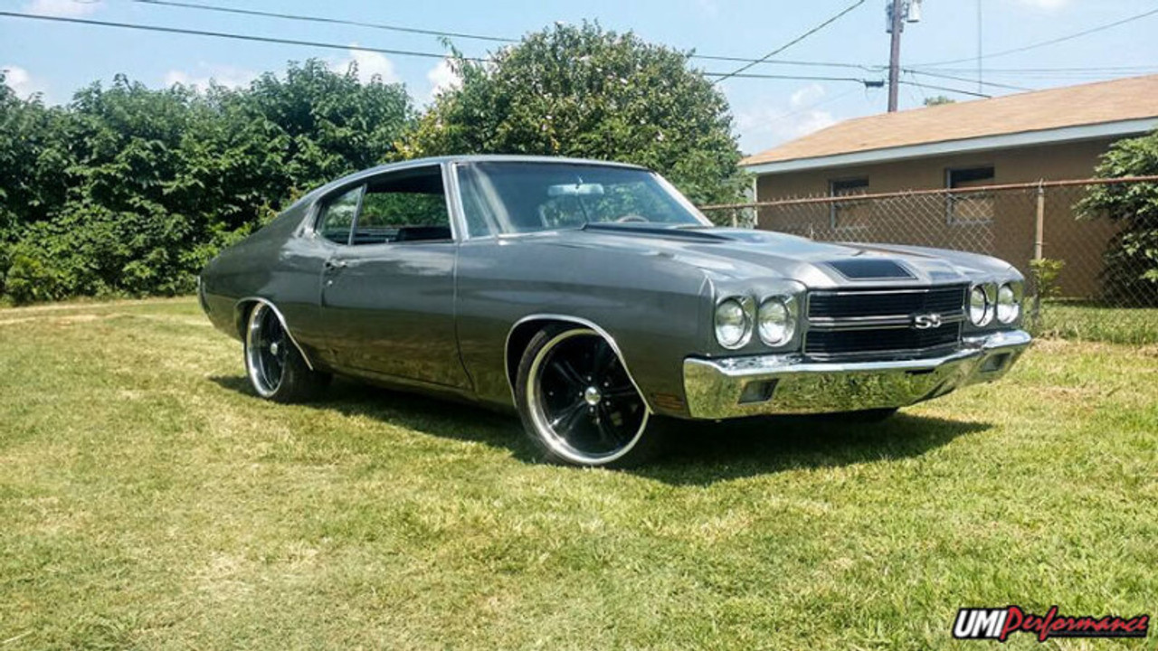 UMI Performance 64-72 GM A-Body 2in Lowering Spring Set Front - 4051F