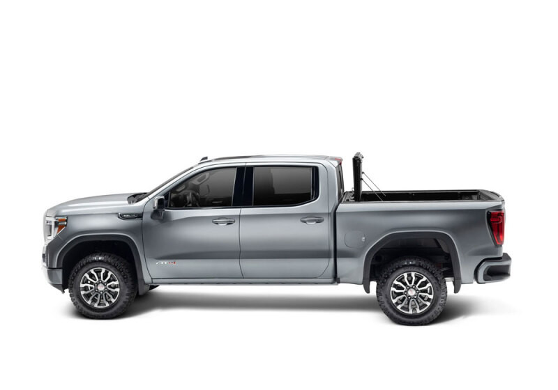 UnderCover 2018 Chevy/GMC Silverado/Sierra 68.4in Fusion Bed Cover - Glory Red - AR12019L-GPJ