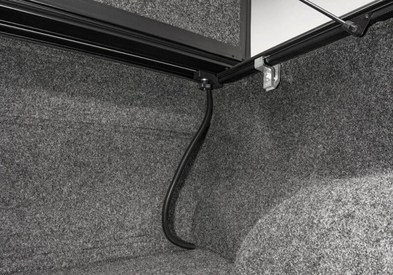 UnderCover 2015 Ford F-150 66in Fusion Bed Cover - Blue Flame - AR22019L-SZ