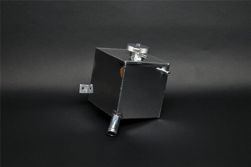 Weapon R 12 Ford Explorer 3.5L V6 Polished Alum Coolant Tank (w/ Pressure Cap) - 826-137-101 Photo - Primary