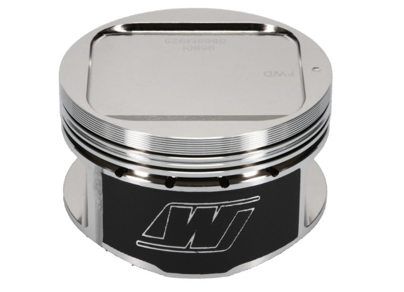Wiseco Subaru WRX 4v R/Dome 8.4:1 CR 92mm Piston Shelf Stock - 6588M92AP