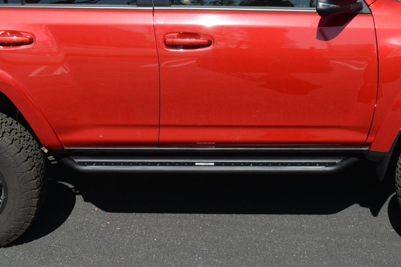 Go Rhino 2025 Toyota 4Runner Dominator Xtreme DSS SideSteps & Brackets Complete Kit - DSS4427T Photo - Mounted