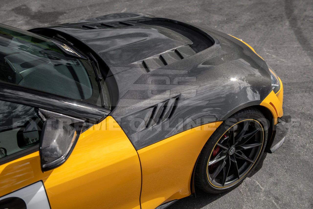 EOS Carbon Fiber Vented Hood - 2020+ Toyota Supra (HOOD-1008-BKCF)