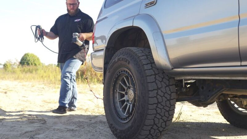 Air Lift Digital Portable Compressor - 16188