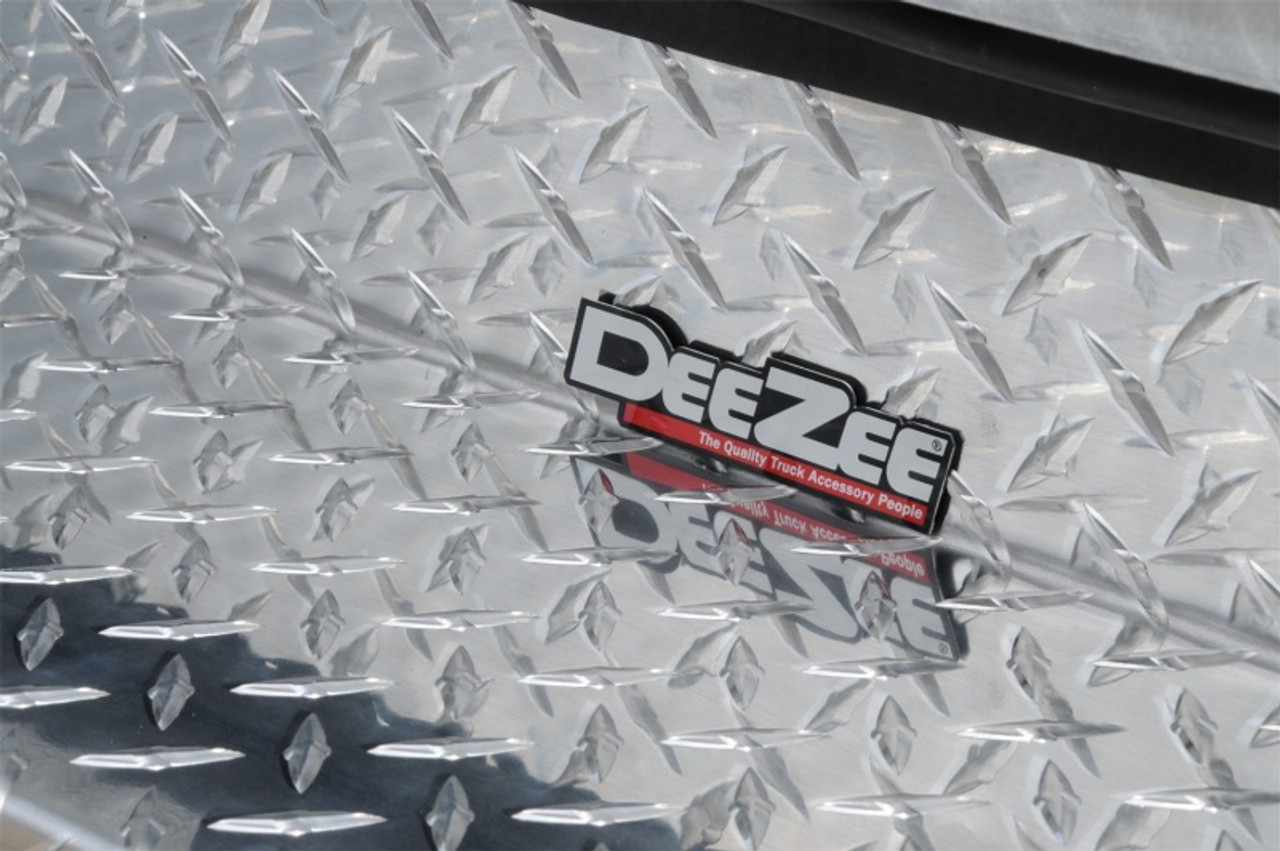 Deezee 99-13 Chevrolet Silverado Running Board Cab Section RegCab Brite-Tread Aluminum - DZ1051
