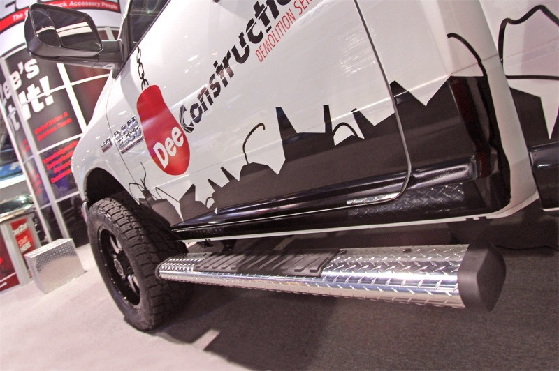 Deezee Universal Tubes - 6In Oval - Brite Tread Aluminum (ExtCab) - DZ16411