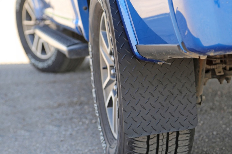 Deezee Universal Flaps Brite-Tread Universal 11x19 Notched (Txt Blk) - DZ1808TB