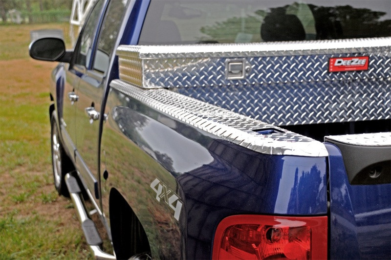 Deezee 99-16 Ford SuperDuty Bed Cap Wrap Brite-Tread Aluminum 8Ft Bed - DZ21990