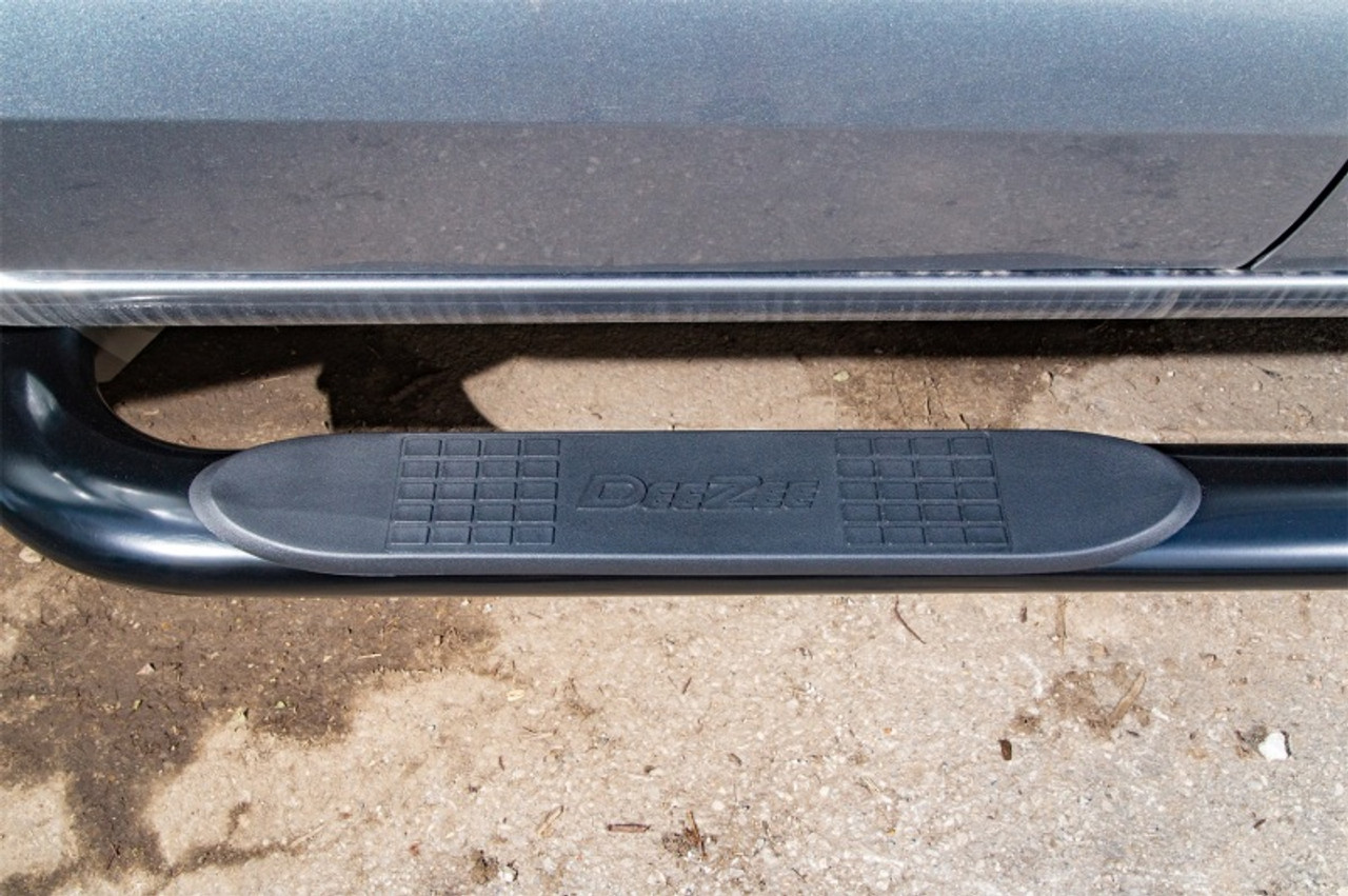 Deezee 14-19 Chevrolet Silverado Tubes - 4In Oval Black Steel CrewCab - DZ372539