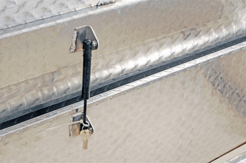 Deezee Universal Tool Box - Specialty Narrow BT Alum FULLSIZE - DZ6170N