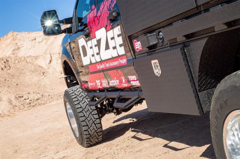 Deezee 99-23 Chevrolet/GMC/Dodge/Ford Full Size Truck Hex Series -Super Cab Side Steps (Txt Blk) - DZ66311TB