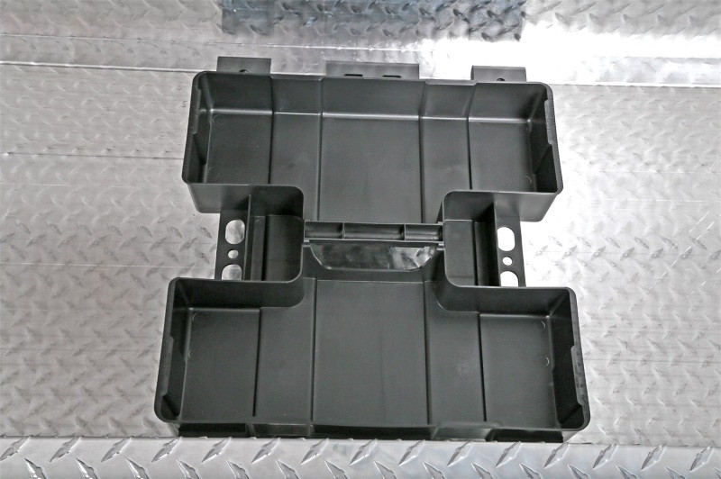 Deezee Universal Tool Box - Red Crossover - Single Lid BT Alum Full Size (Deep) - DZ8170D