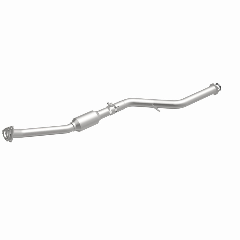MagnaFlow 14-15 Subaru Forester 2.5L Direct Fit CARB Compliant Catalytic Converter - 5571217 360 Degree Image Set