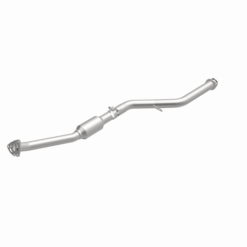 MagnaFlow 14-15 Subaru Forester 2.5L Direct Fit CARB Compliant Catalytic Converter - 5571217 360 Degree Image Set