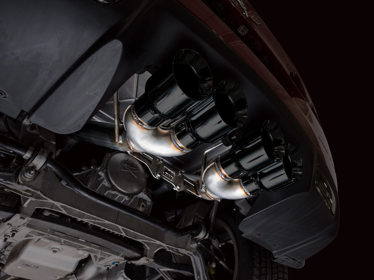 AWE Tuning 09-13 Chevrolet Corvette 6.2L Track Edition Axle-back Exhaust w/ Diamond Black Tips - 3020-43662 (AWE3020-43662)