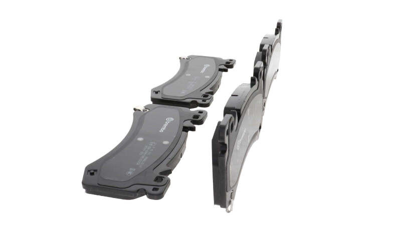 Brembo OE 21-24 Cadillac Escalade/23-24 Chevy Silverado 1500 Premium Low Ceramic Brake Pad - Front - P10101 Photo - Close Up